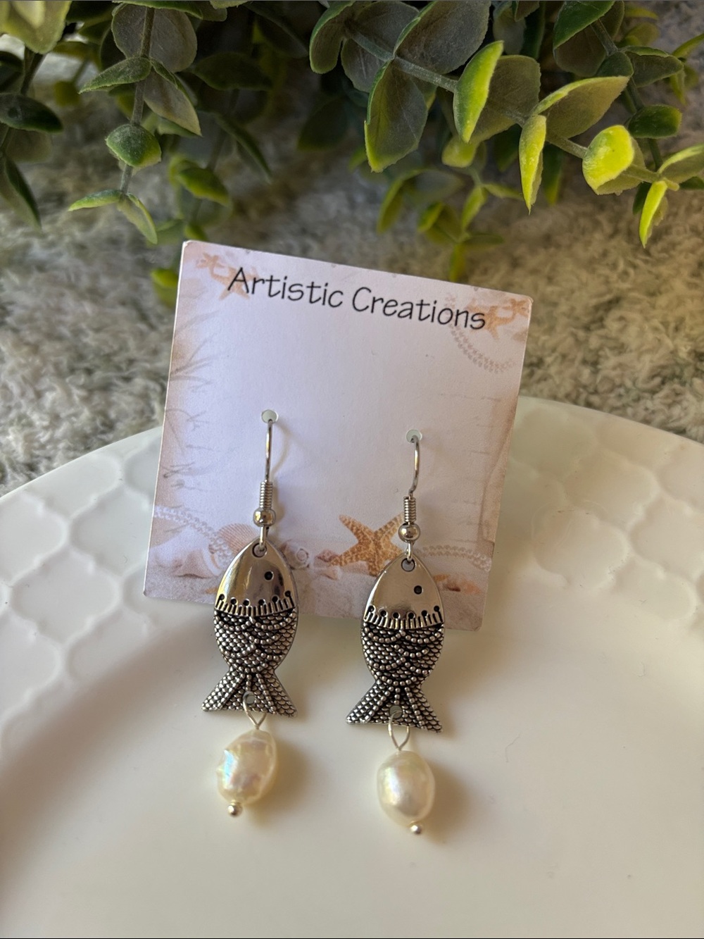 Rustic Silver Summer Fish Fashion Pierced Earrings with pearl drop NWT HC